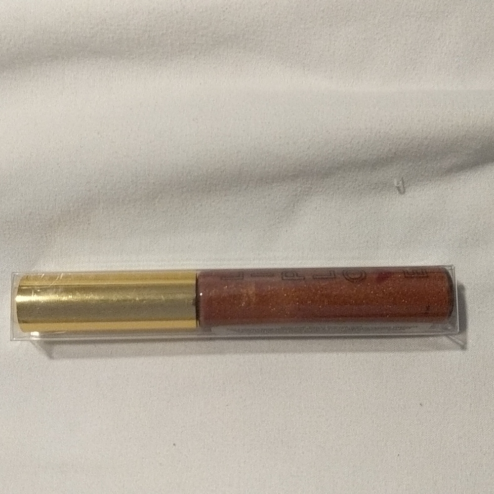 NWT Lip color